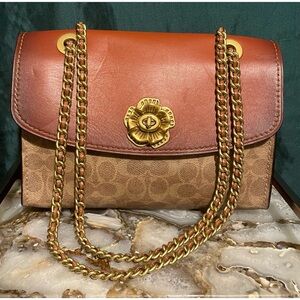 Coach Tea Rose Turnlock Bag!
